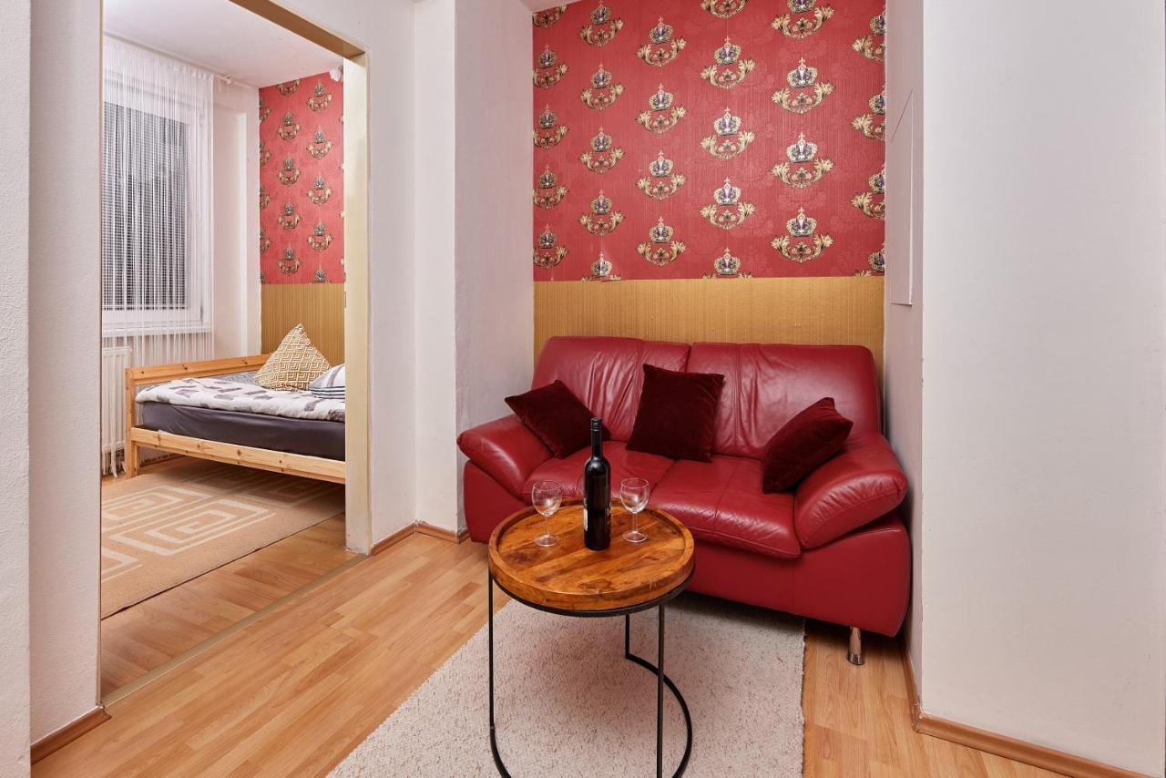 Sweet Apartment Bratislava Bagian luar foto