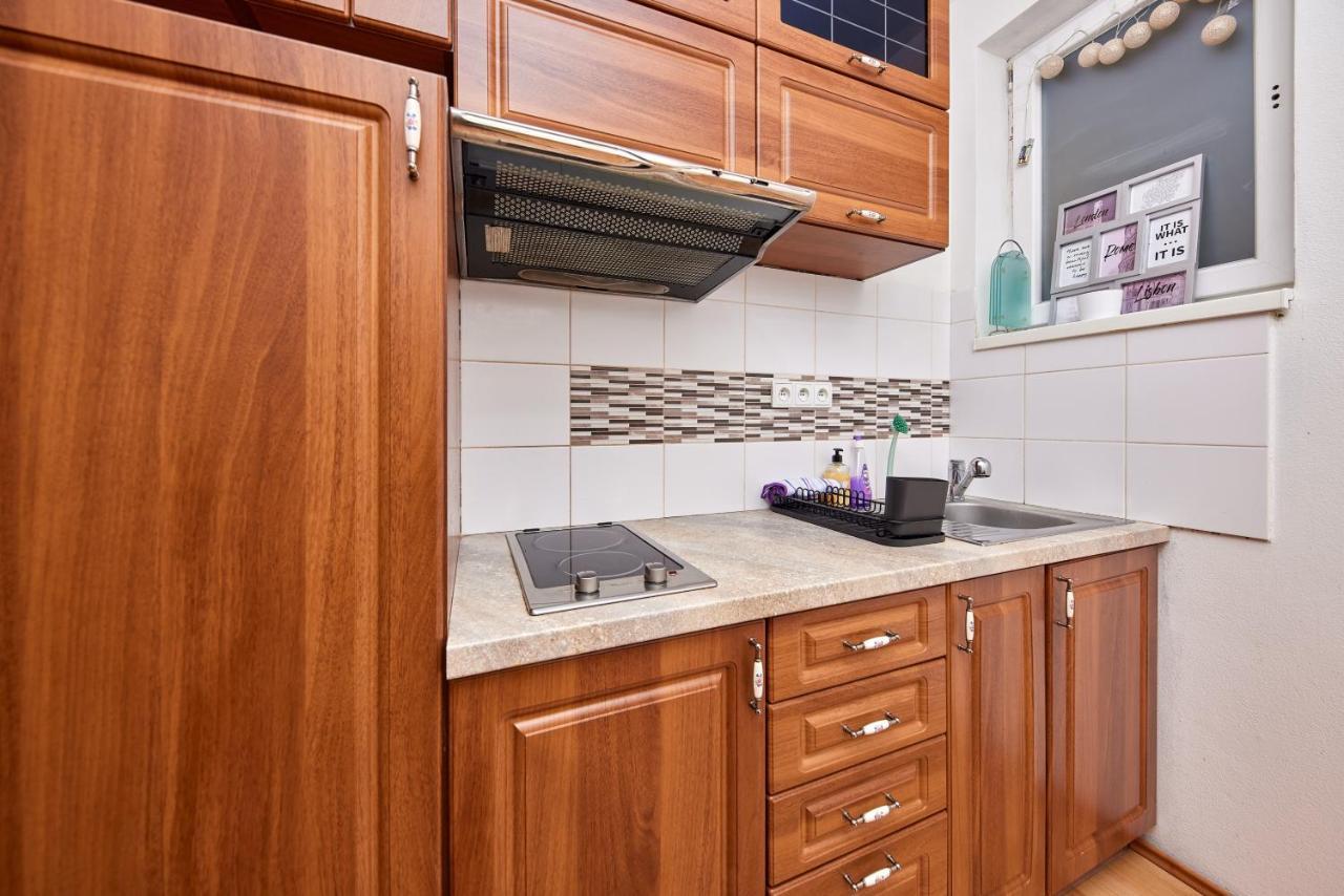 Sweet Apartment Bratislava Bagian luar foto