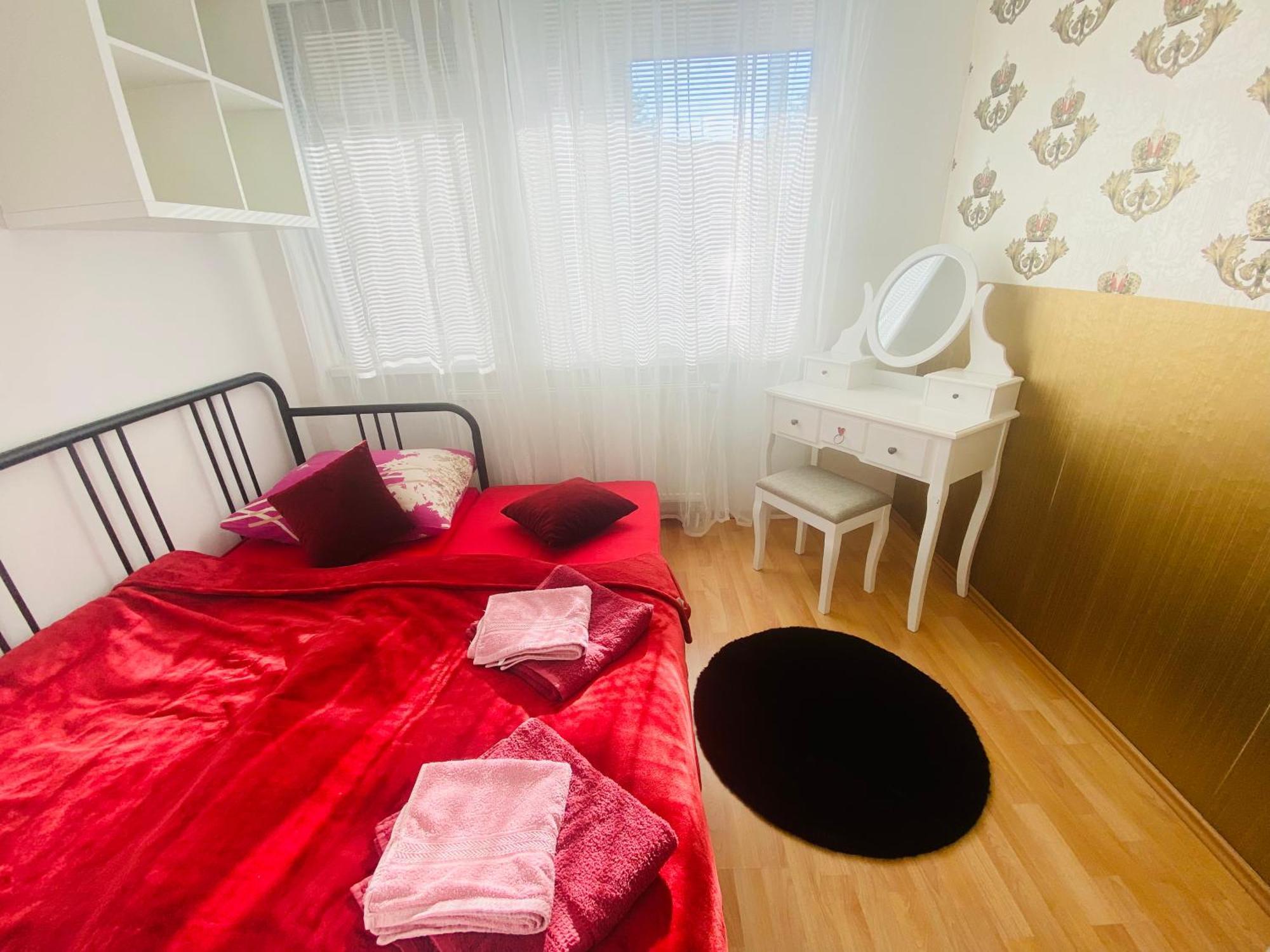 Sweet Apartment Bratislava Bagian luar foto