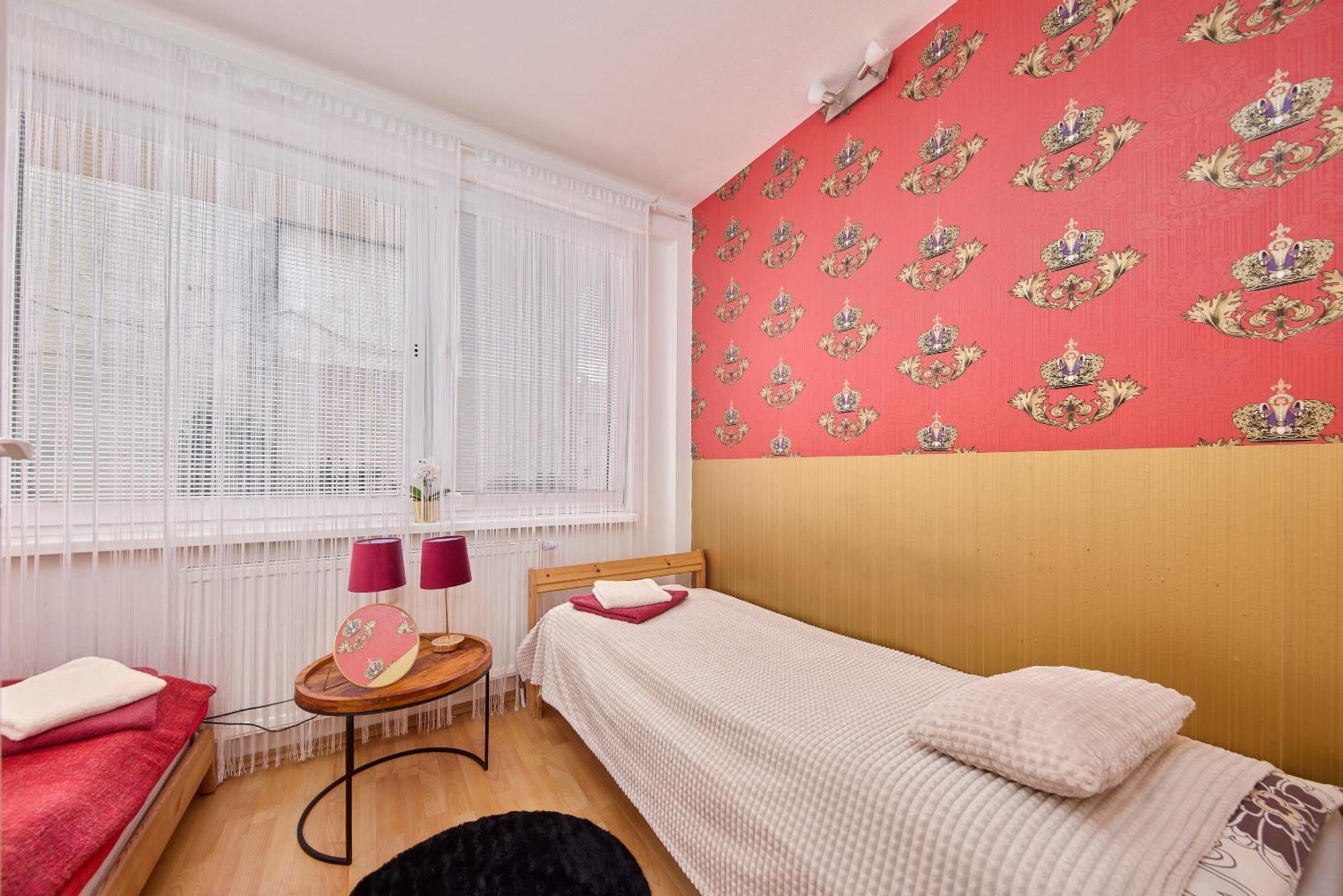 Sweet Apartment Bratislava Bagian luar foto